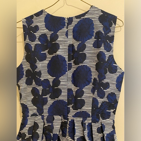 Metsui Blue Floral Dress - Picture 6 of 6